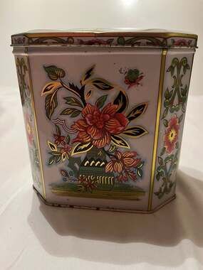 Vintage 1987 The Tin Box Company Floral Decorative Octagonal Metal Storage Tin